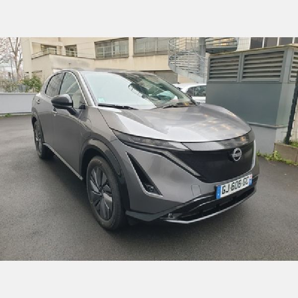 ./photos/ari2.jpg?refresh=1765881716