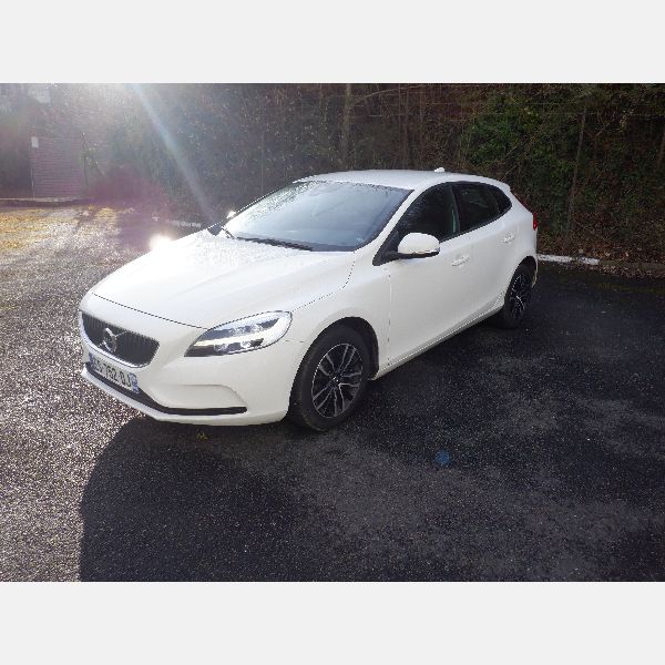 Volvo V40 2.0 D2 ECO 120 MOMENTUM BUSINESS GEARTRONIC (5789)
