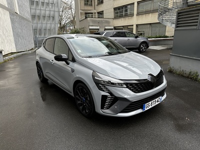 [5863] RENAULT CLIO V (2) 1.6 E-TECH FULL HYBRID 145 ESPRIT ALPINE 5863